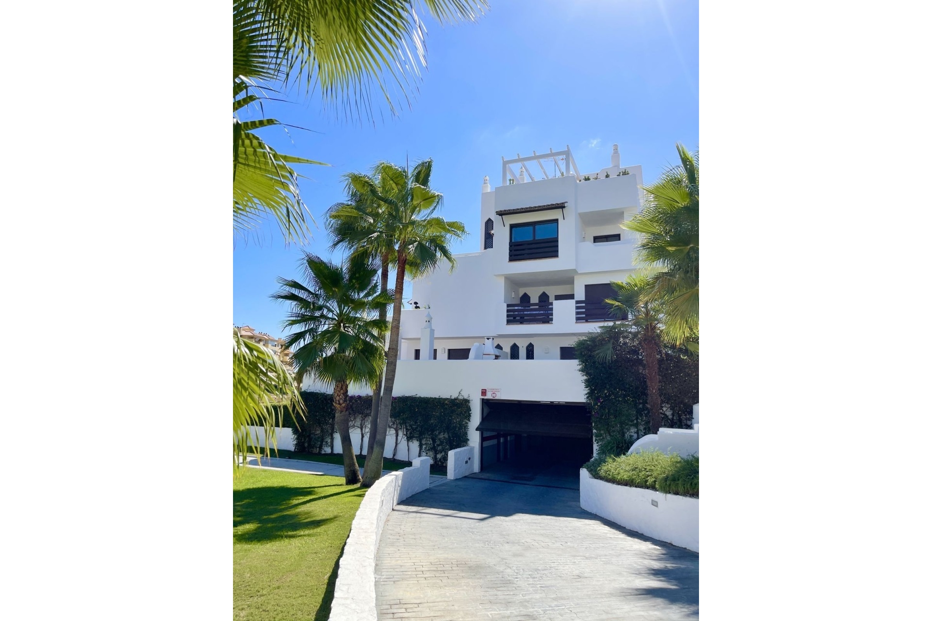 Rynek wtórny - apartment - Estepona - New Golden Mile