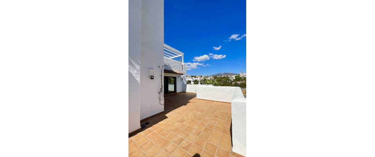 Rynek wtórny - apartment - Estepona - New Golden Mile