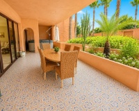 Rynek wtórny - apartment - Estepona - New Golden Mile
