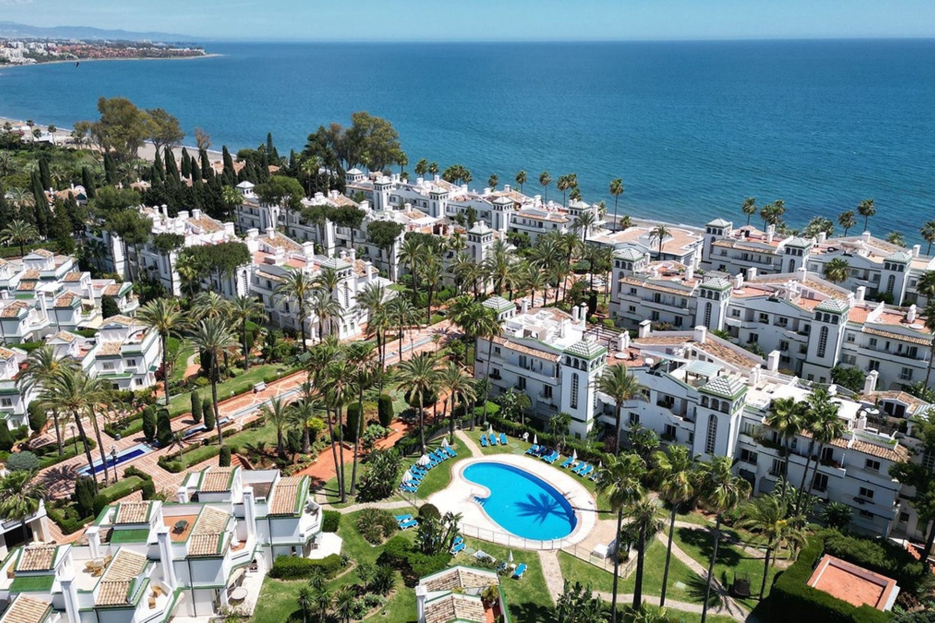 Rynek wtórny - apartment - Estepona - New Golden Mile
