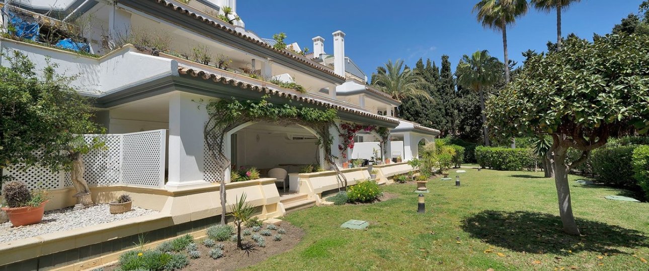 Rynek wtórny - apartment - Estepona - New Golden Mile