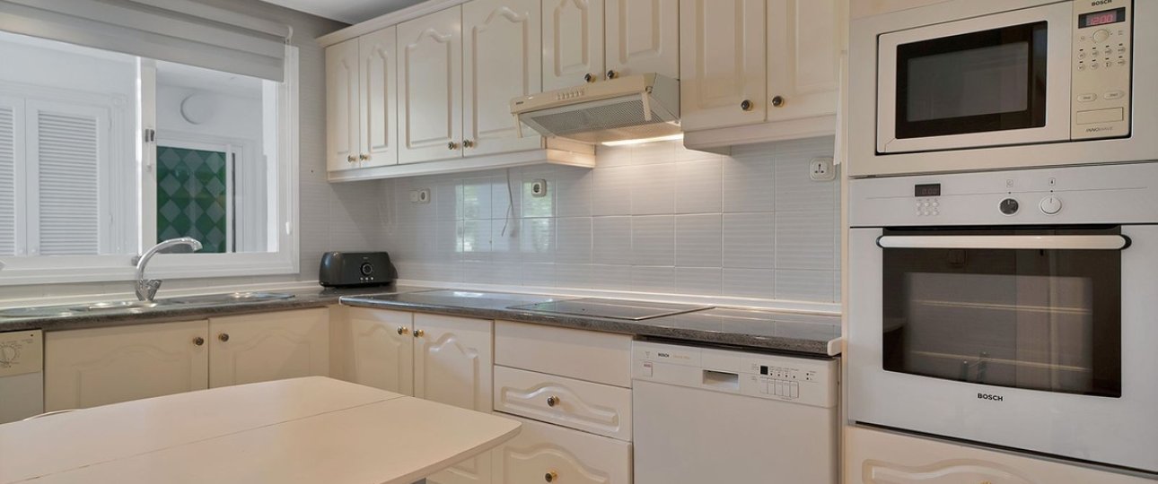 Rynek wtórny - apartment - Estepona - New Golden Mile