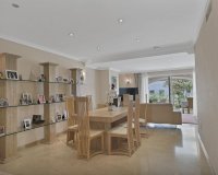 Rynek wtórny - apartment - Estepona - New Golden Mile