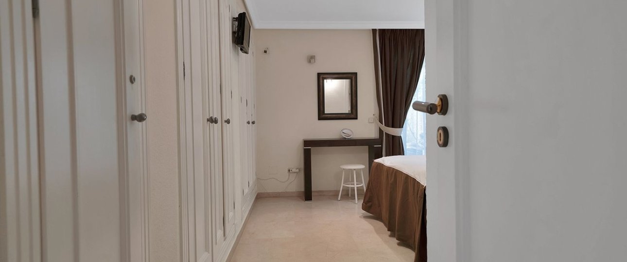 Rynek wtórny - apartment - Estepona - New Golden Mile