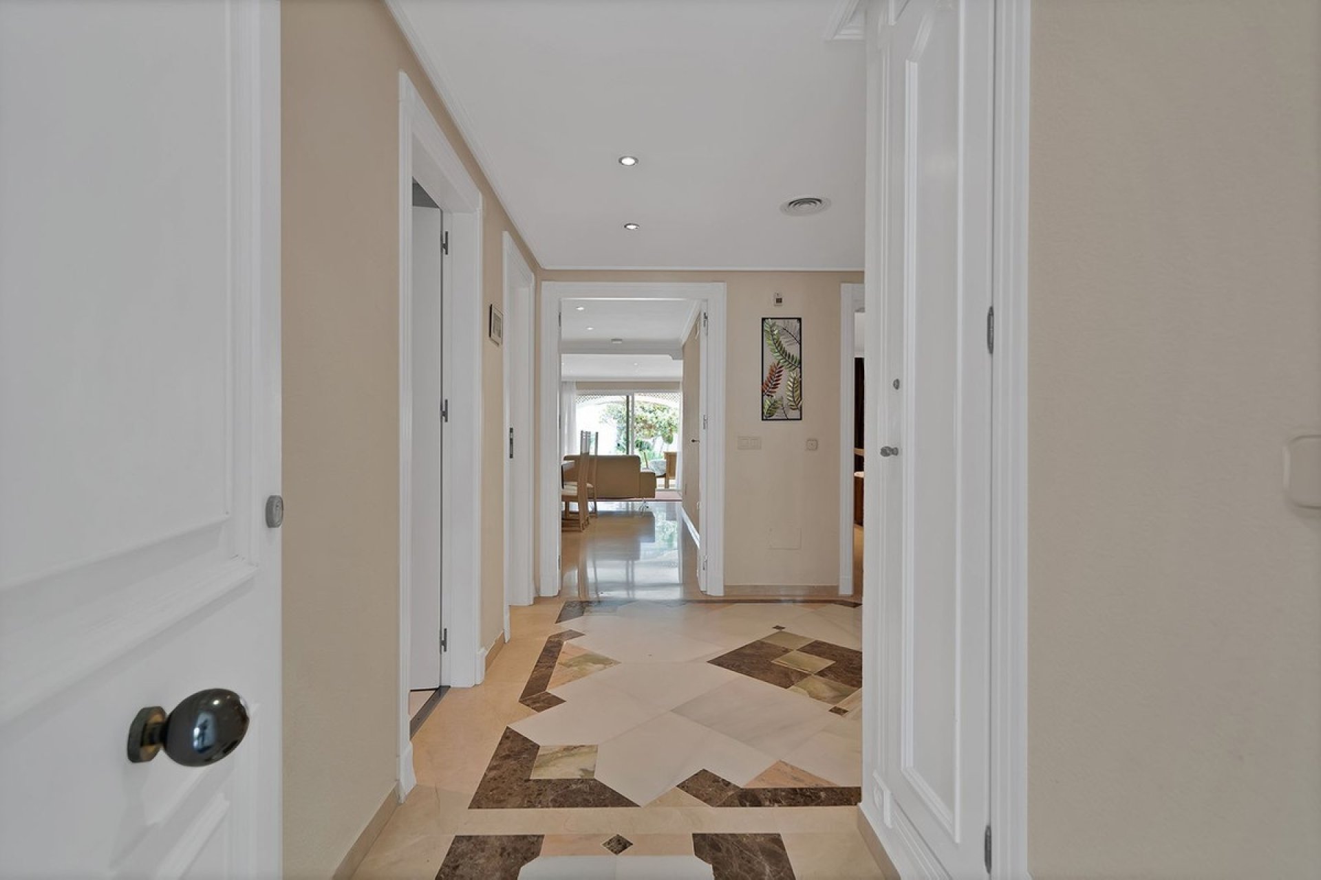 Rynek wtórny - apartment - Estepona - New Golden Mile