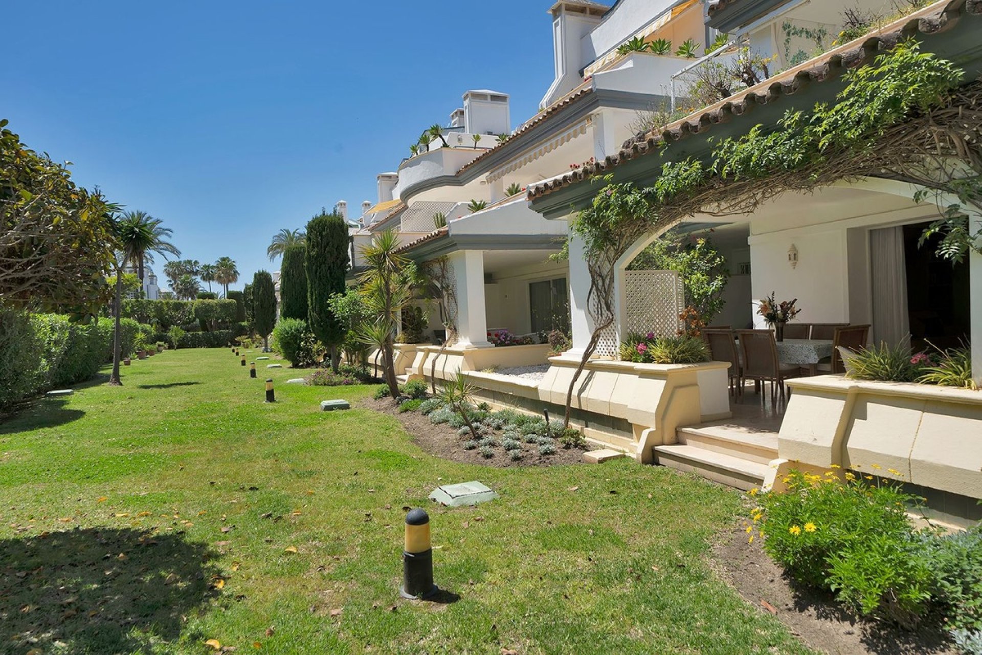 Rynek wtórny - apartment - Estepona - New Golden Mile