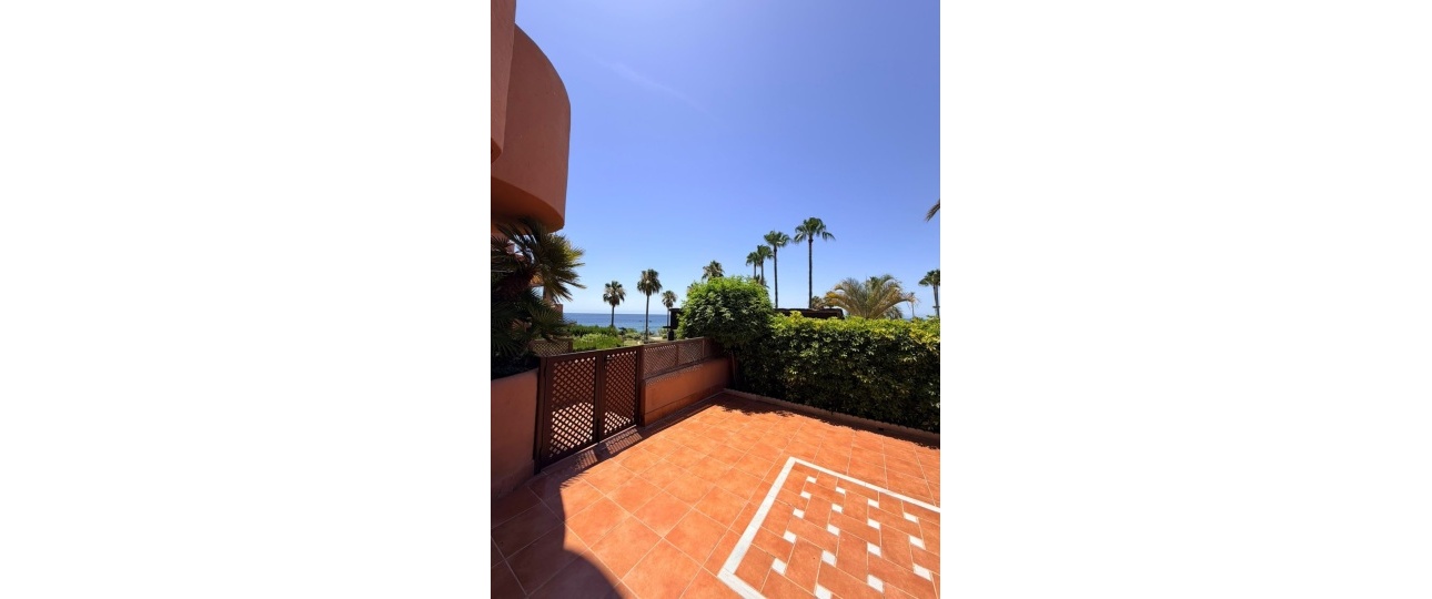 Rynek wtórny - apartment - Estepona - New Golden Mile