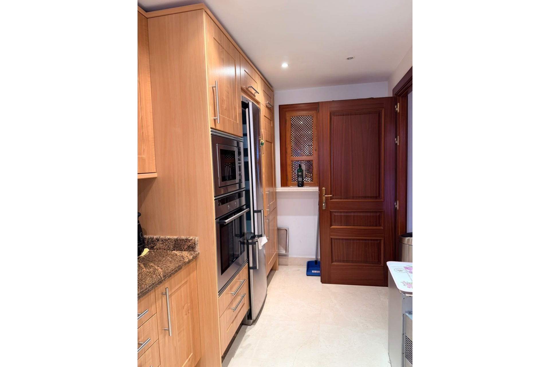 Rynek wtórny - apartment - Estepona - New Golden Mile