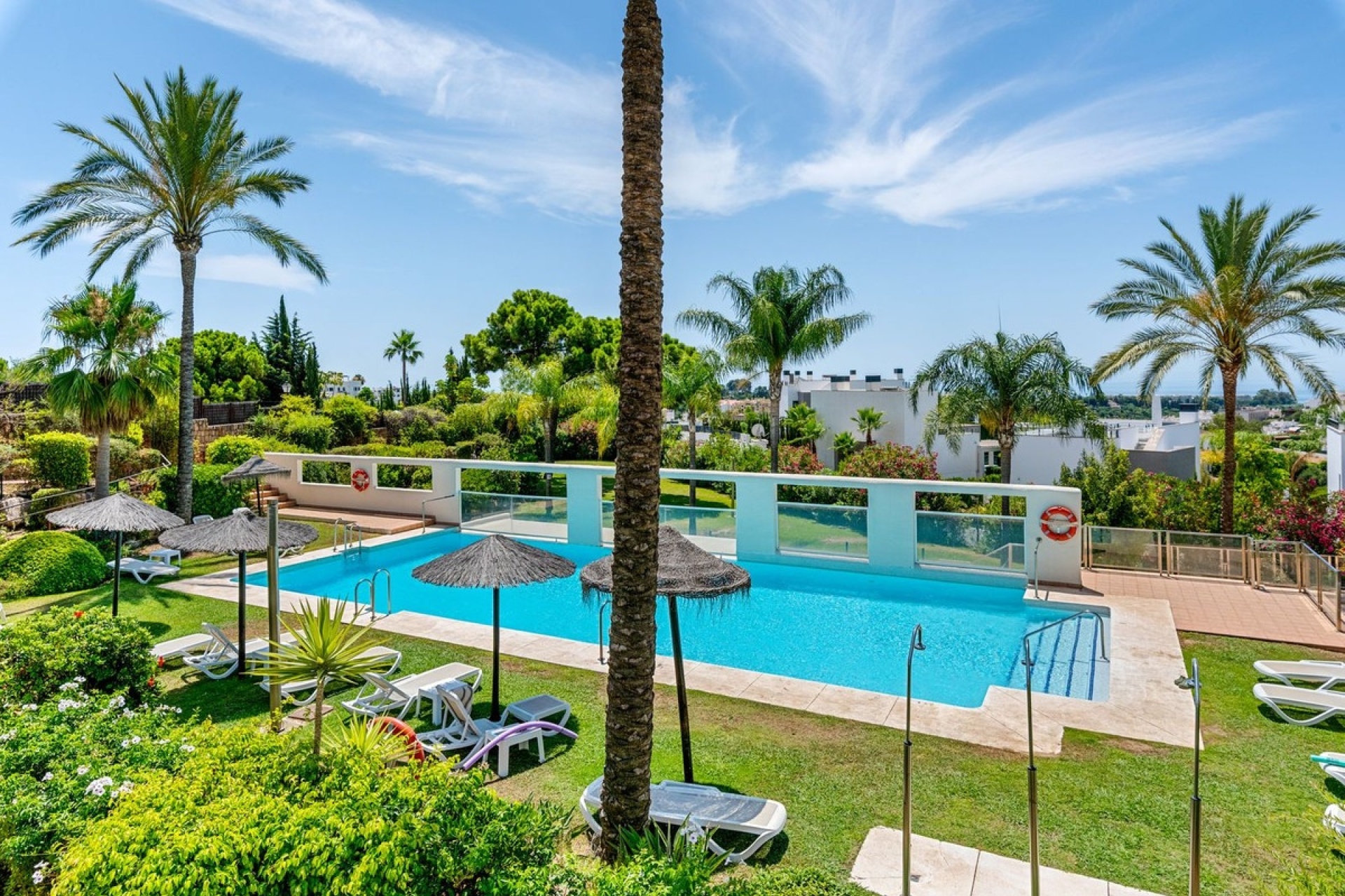 Rynek wtórny - apartment - Estepona - New Golden Mile