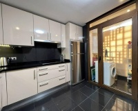 Rynek wtórny - apartment - Estepona - New Golden Mile