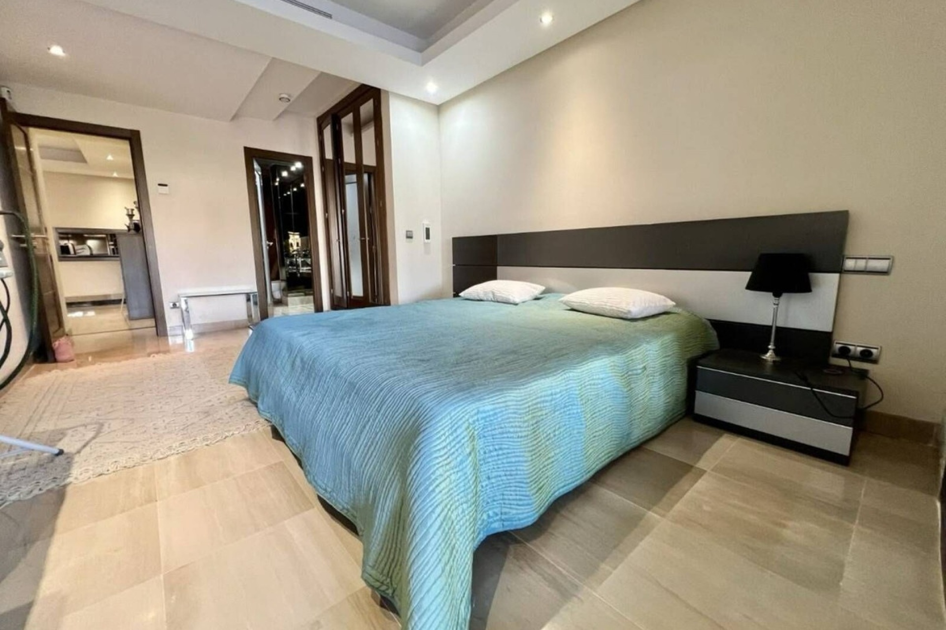 Rynek wtórny - apartment - Estepona - New Golden Mile