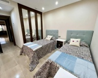 Rynek wtórny - apartment - Estepona - New Golden Mile