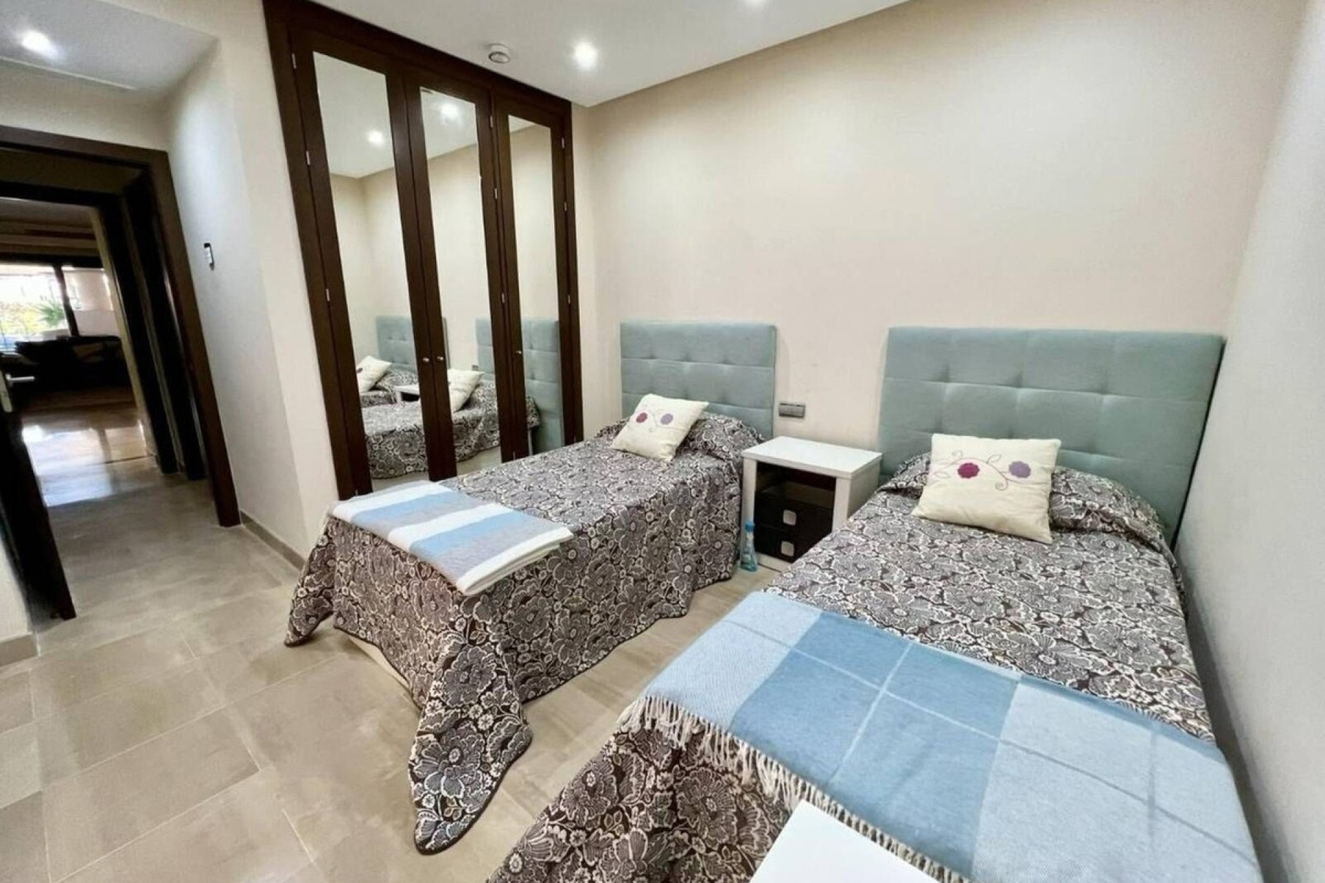 Rynek wtórny - apartment - Estepona - New Golden Mile