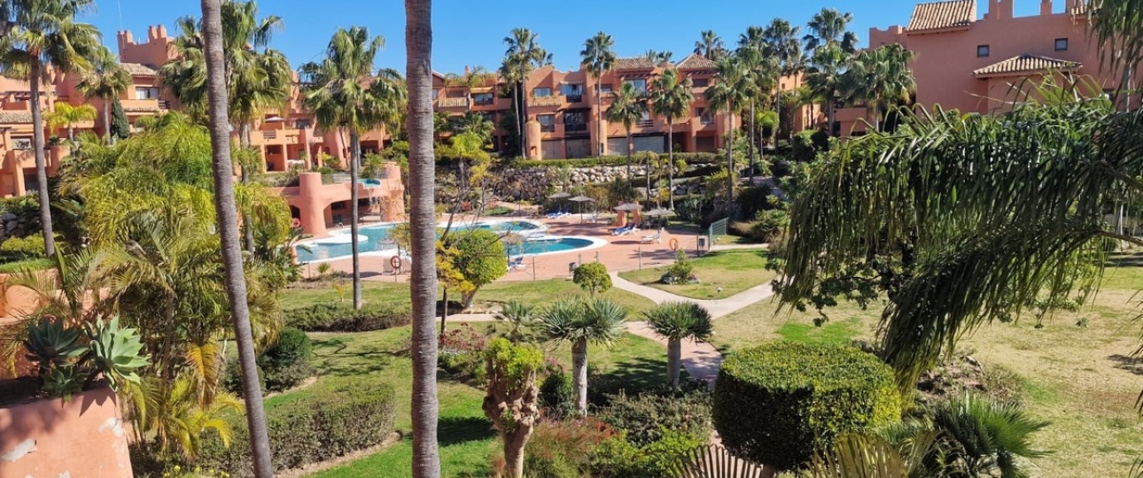 Rynek wtórny - apartment - Estepona - New Golden Mile