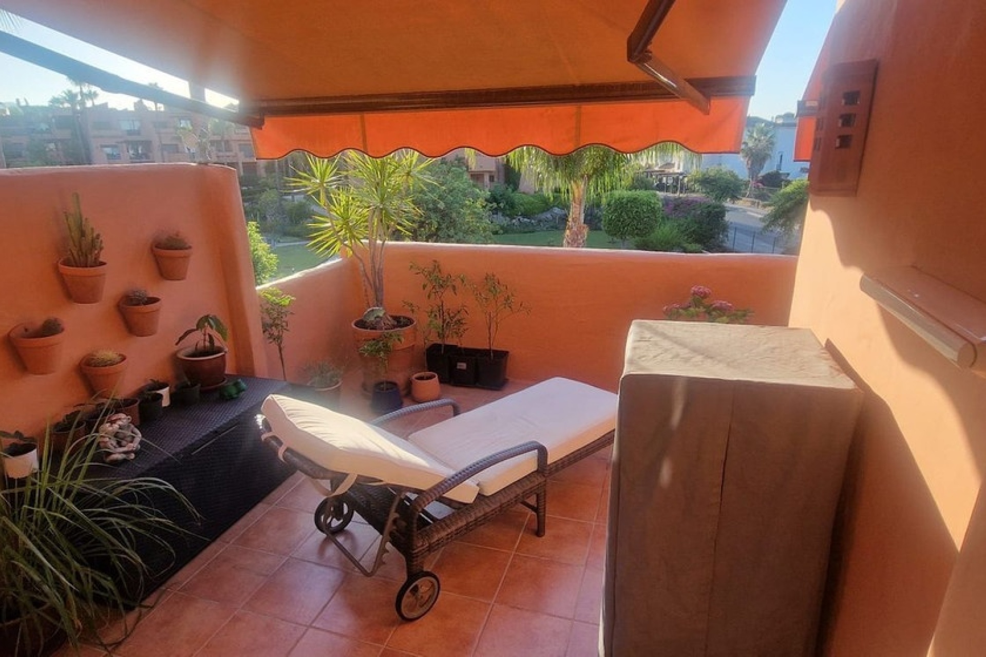 Rynek wtórny - apartment - Estepona - New Golden Mile