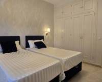Rynek wtórny - apartment - Estepona - New Golden Mile