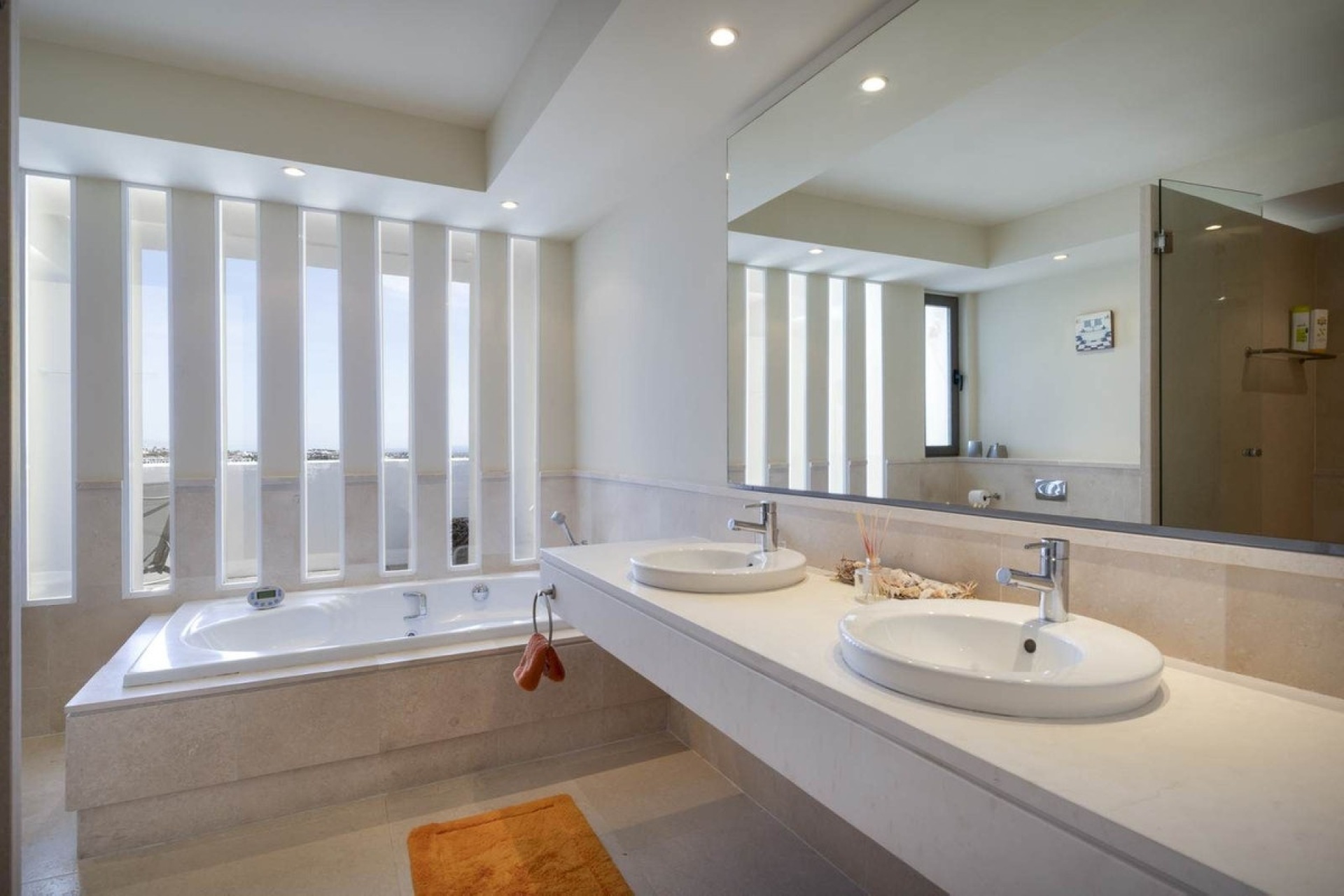 Rynek wtórny - apartment - Estepona - New Golden Mile