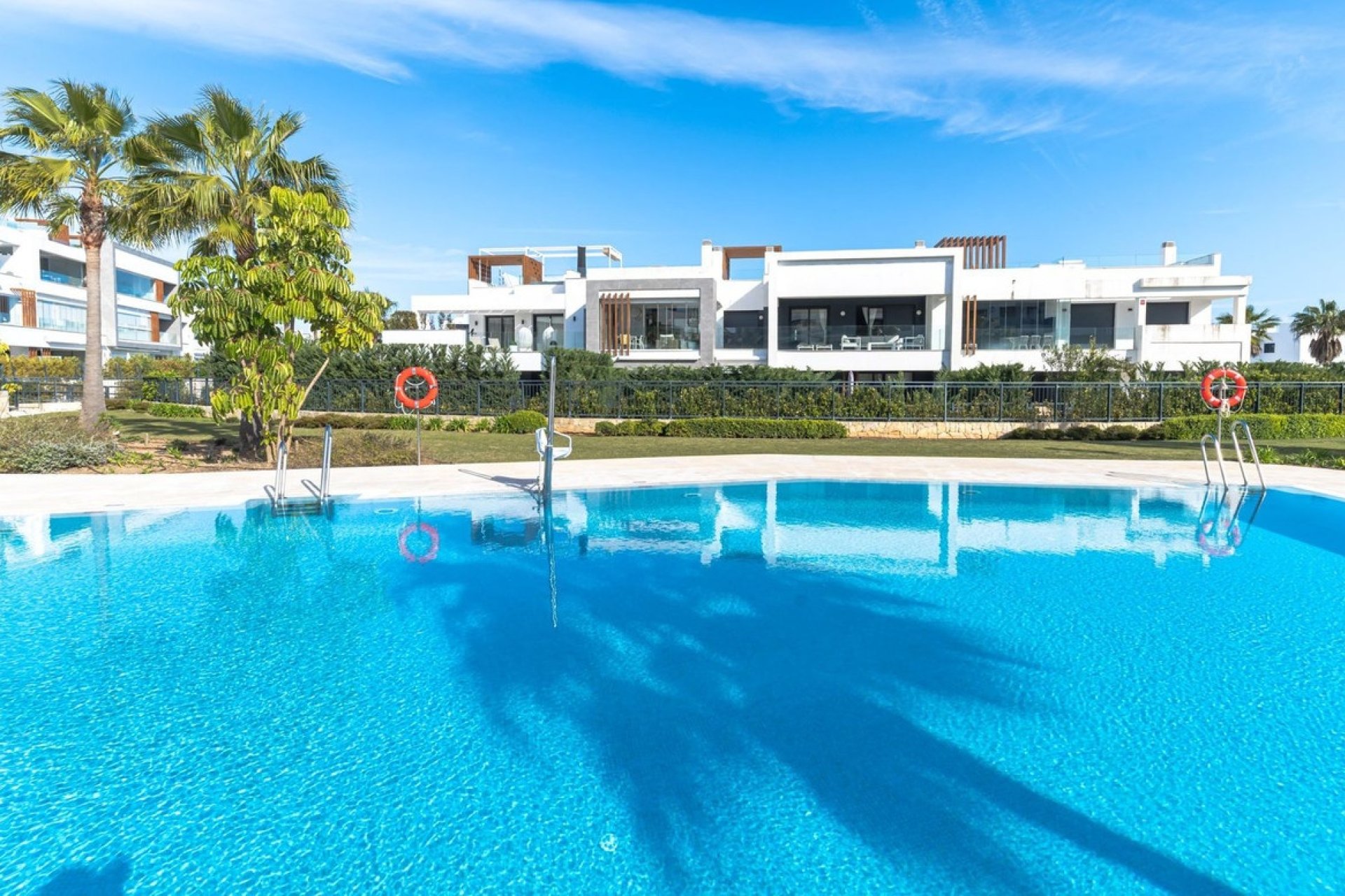 Rynek wtórny - apartment - Estepona - New Golden Mile