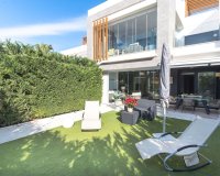 Rynek wtórny - apartment - Estepona - New Golden Mile