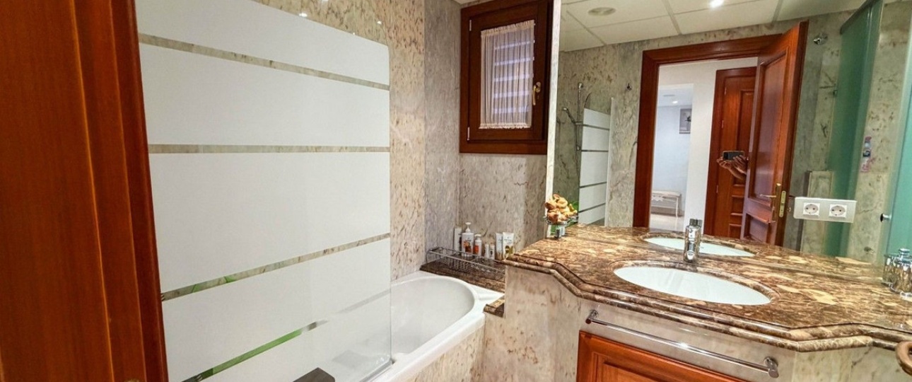 Rynek wtórny - apartment - Estepona - New Golden Mile