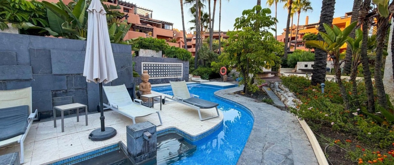 Rynek wtórny - apartment - Estepona - New Golden Mile