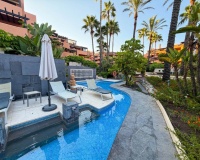 Rynek wtórny - apartment - Estepona - New Golden Mile
