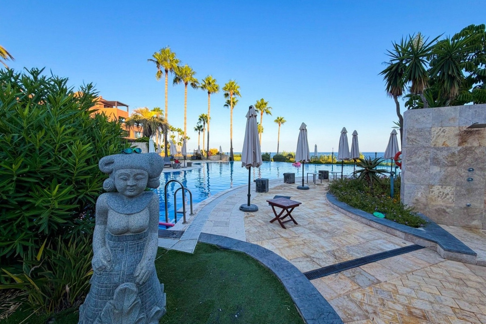 Rynek wtórny - apartment - Estepona - New Golden Mile