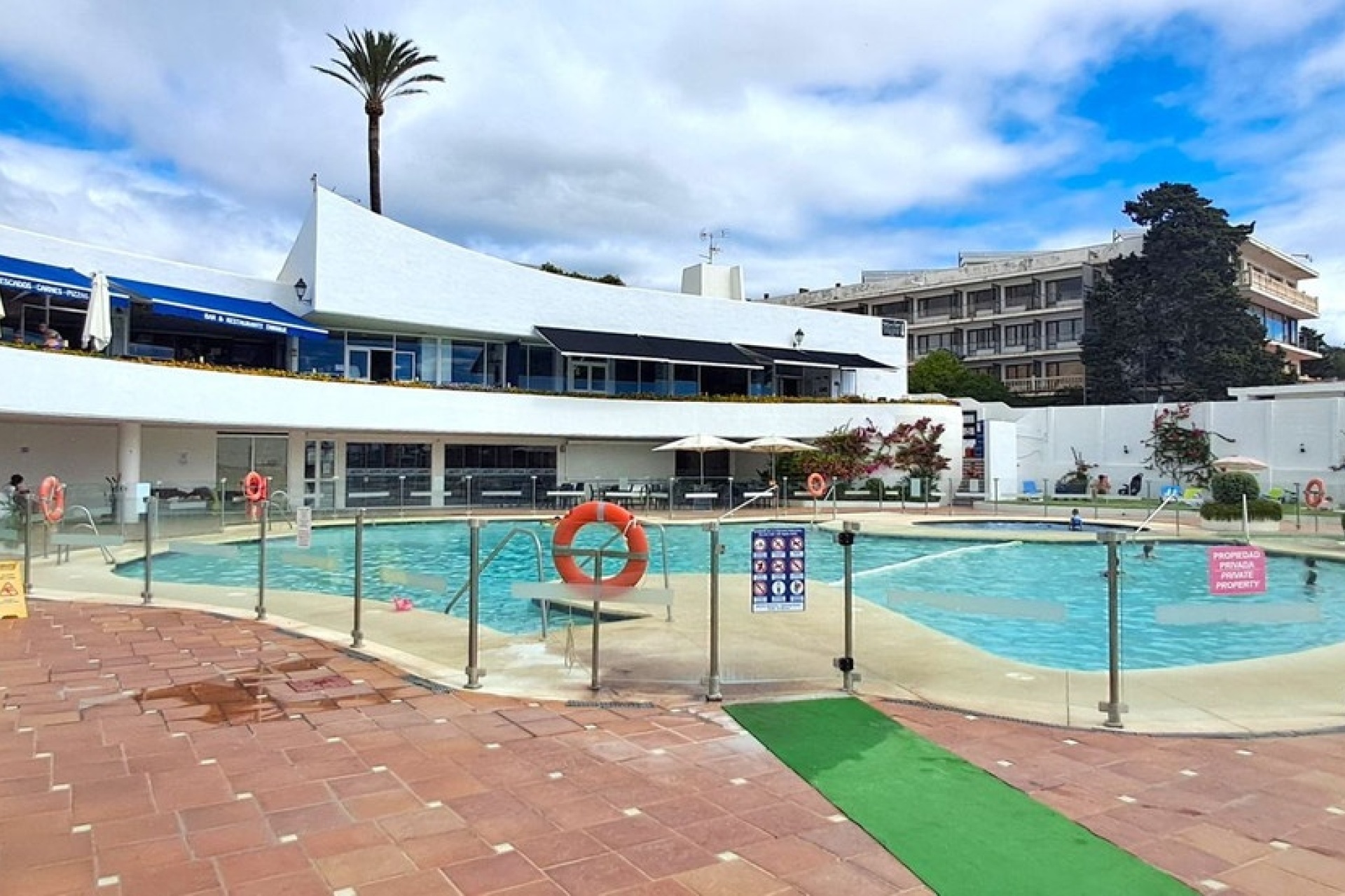 Rynek wtórny - apartment - Estepona - New Golden Mile