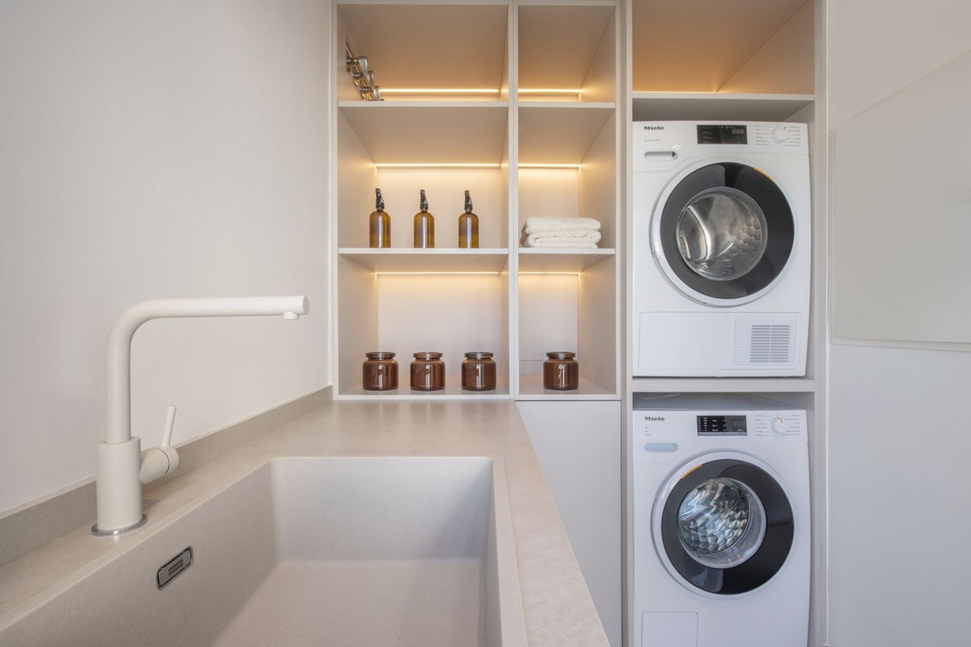 Rynek wtórny - apartment - Estepona - New Golden Mile