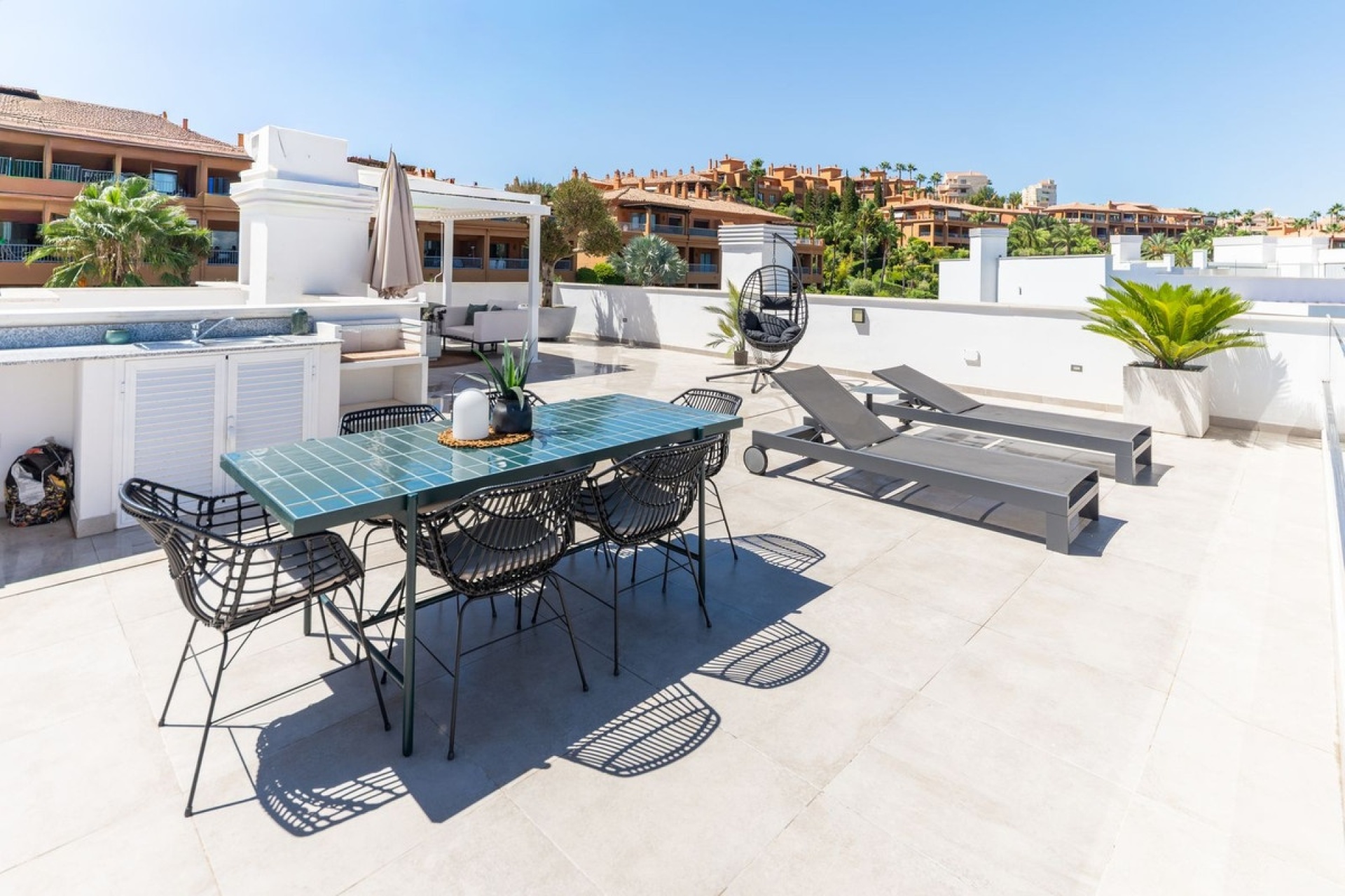 Rynek wtórny - apartment - Estepona - New Golden Mile