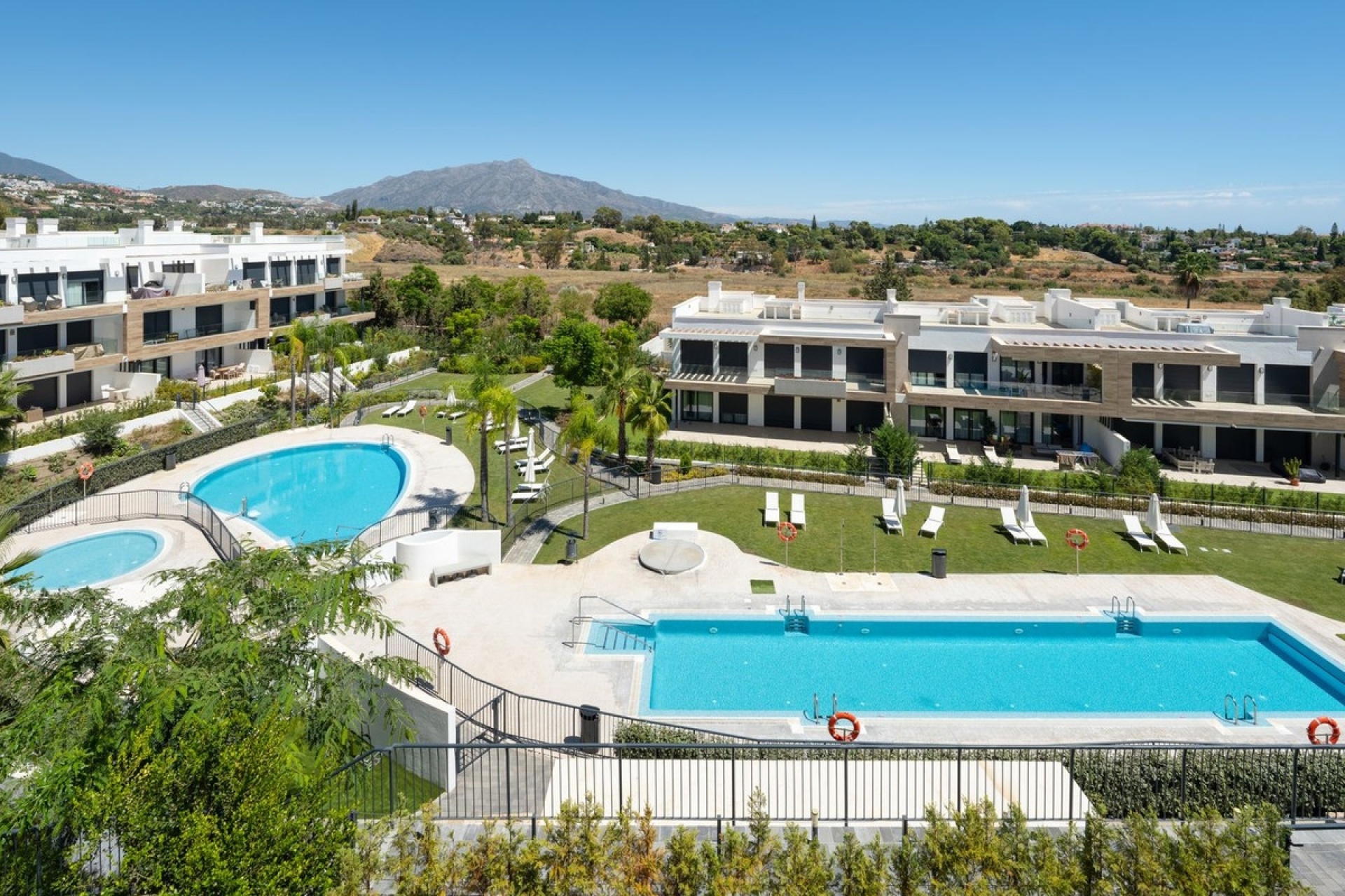 Rynek wtórny - apartment - Estepona - New Golden Mile