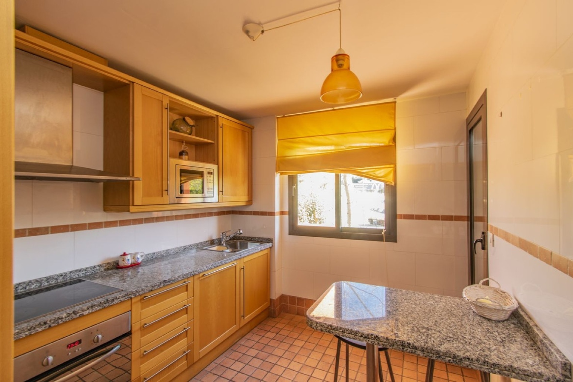 Rynek wtórny - apartment - Estepona - New Golden Mile
