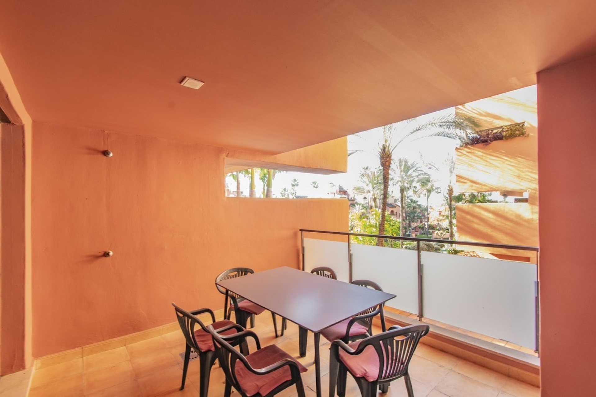 Rynek wtórny - apartment - Estepona - New Golden Mile