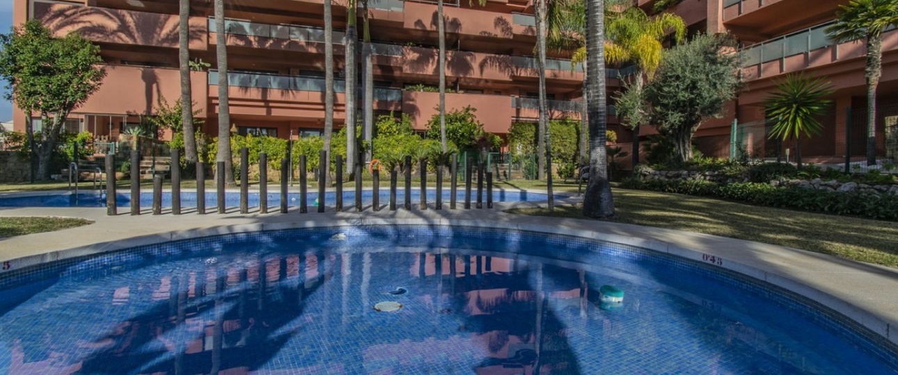 Rynek wtórny - apartment - Estepona - New Golden Mile