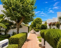 Rynek wtórny - apartment - Estepona - New Golden Mile