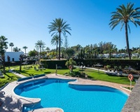 Rynek wtórny - apartment - Estepona - New Golden Mile