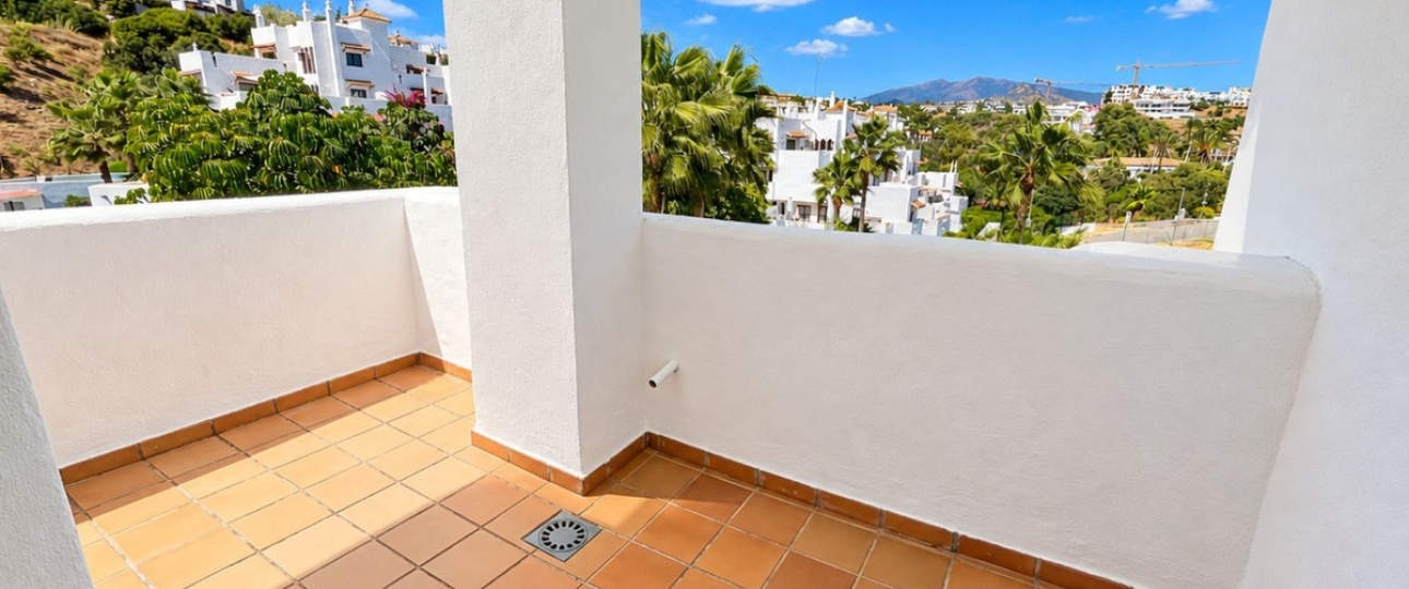 Rynek wtórny - apartment - Estepona - New Golden Mile