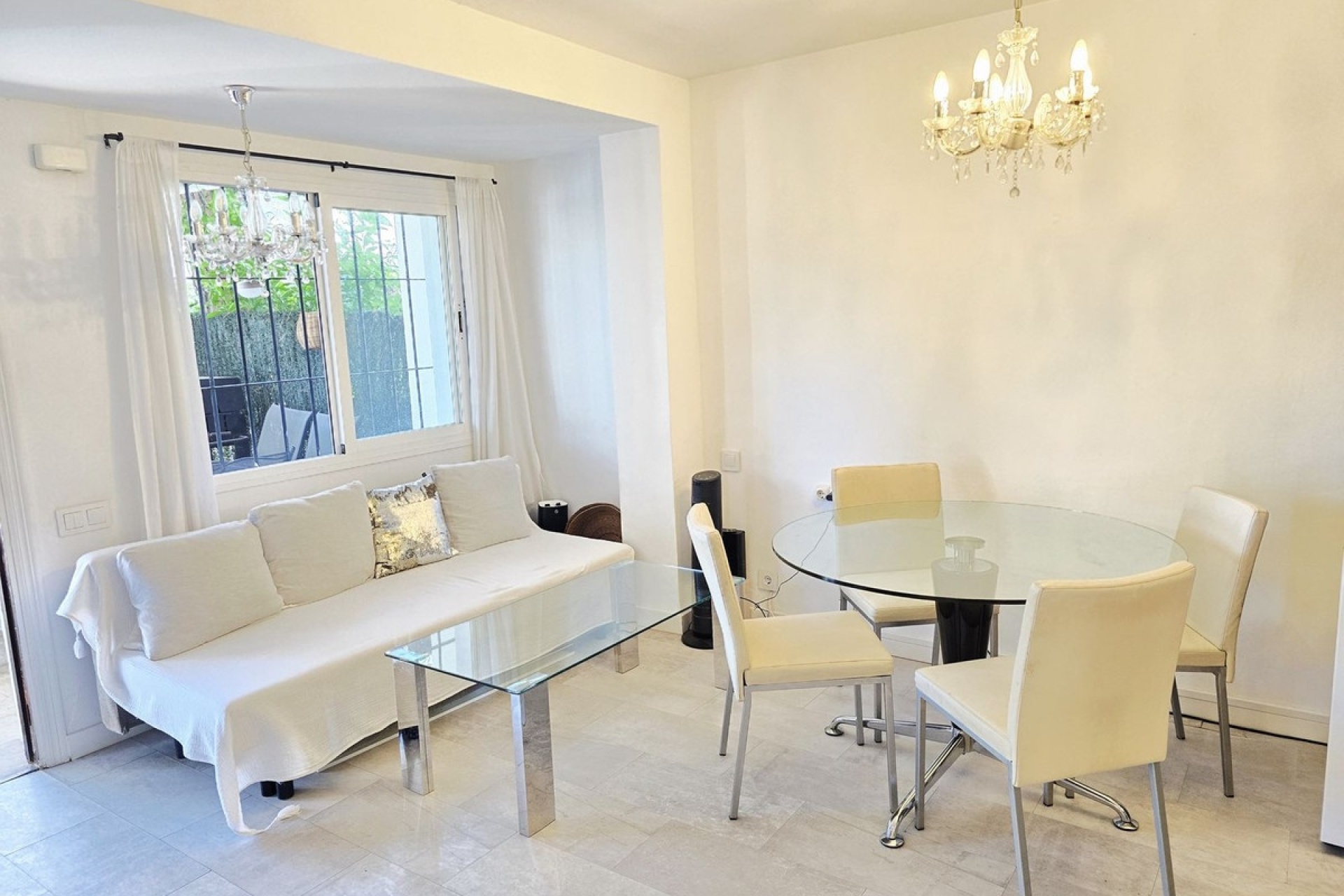 Rynek wtórny - apartment - Estepona - New Golden Mile