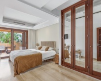 Rynek wtórny - apartment - Estepona - New Golden Mile