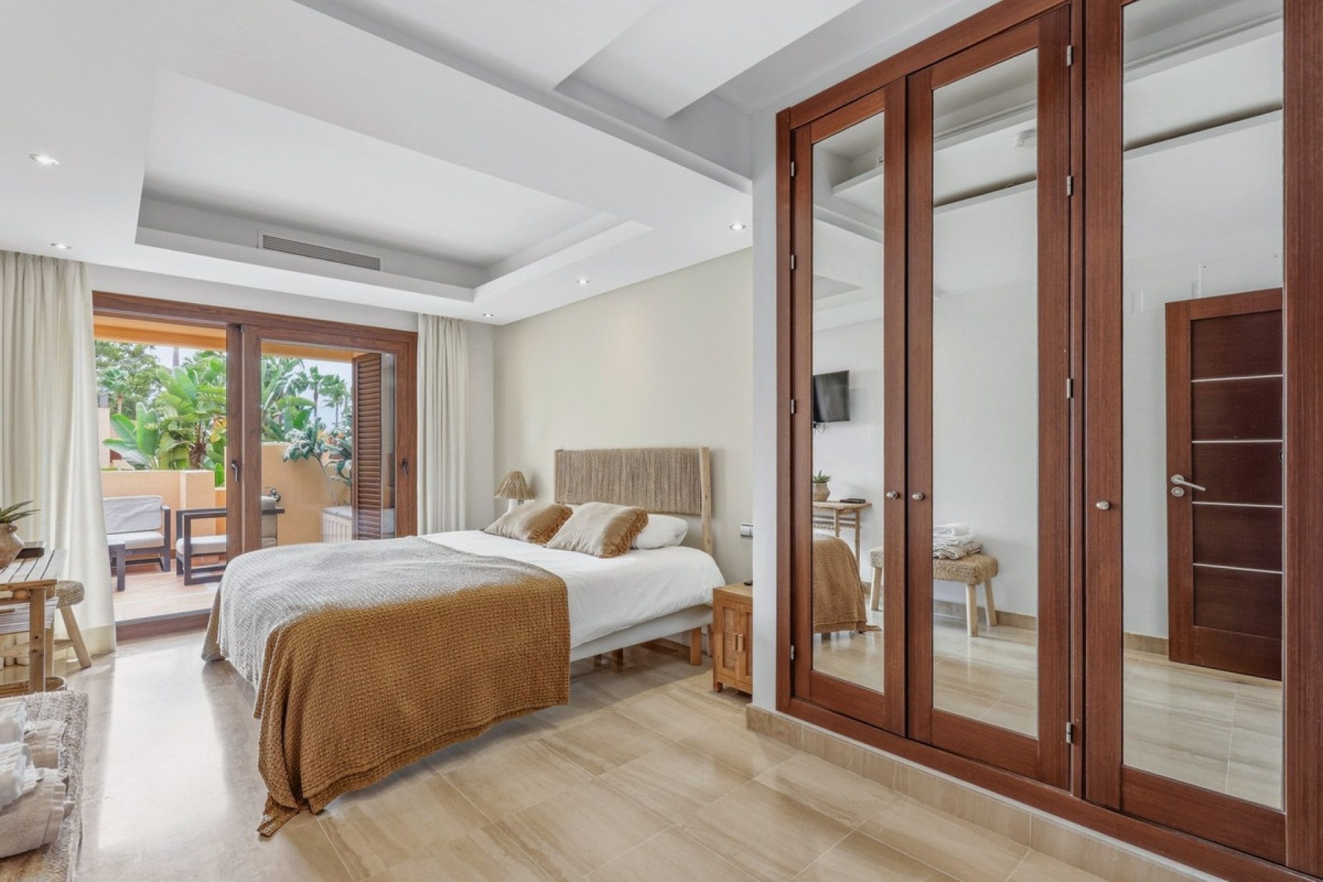 Rynek wtórny - apartment - Estepona - New Golden Mile