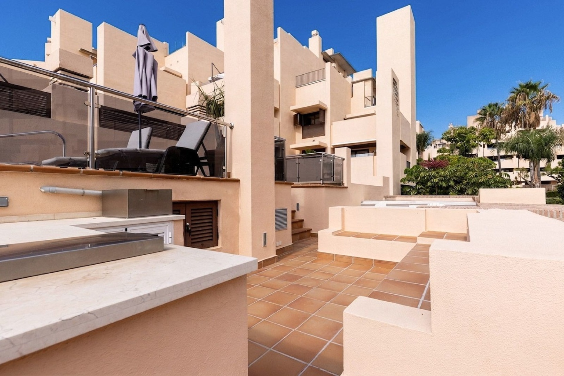 Rynek wtórny - apartment - Estepona - New Golden Mile