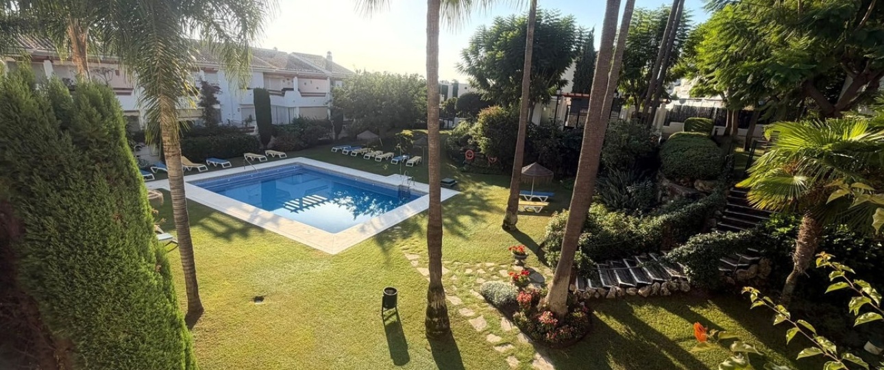 Rynek wtórny - apartment - Estepona - New Golden Mile