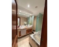 Rynek wtórny - apartment - Estepona - New Golden Mile