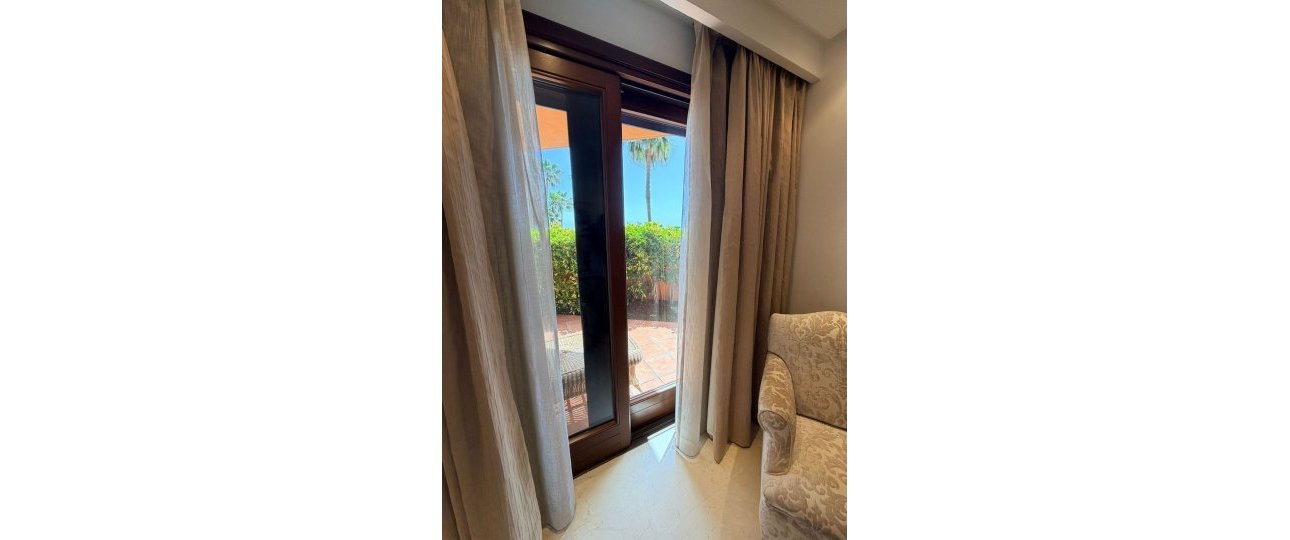Rynek wtórny - apartment - Estepona - New Golden Mile