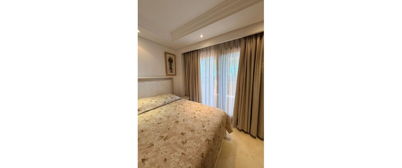 Rynek wtórny - apartment - Estepona - New Golden Mile