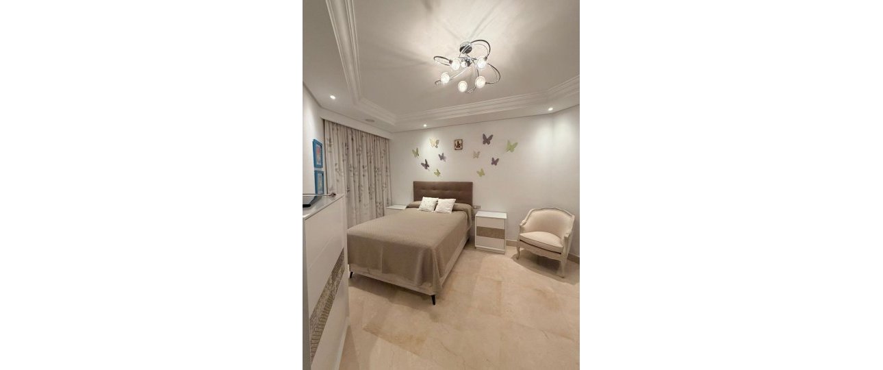 Rynek wtórny - apartment - Estepona - New Golden Mile