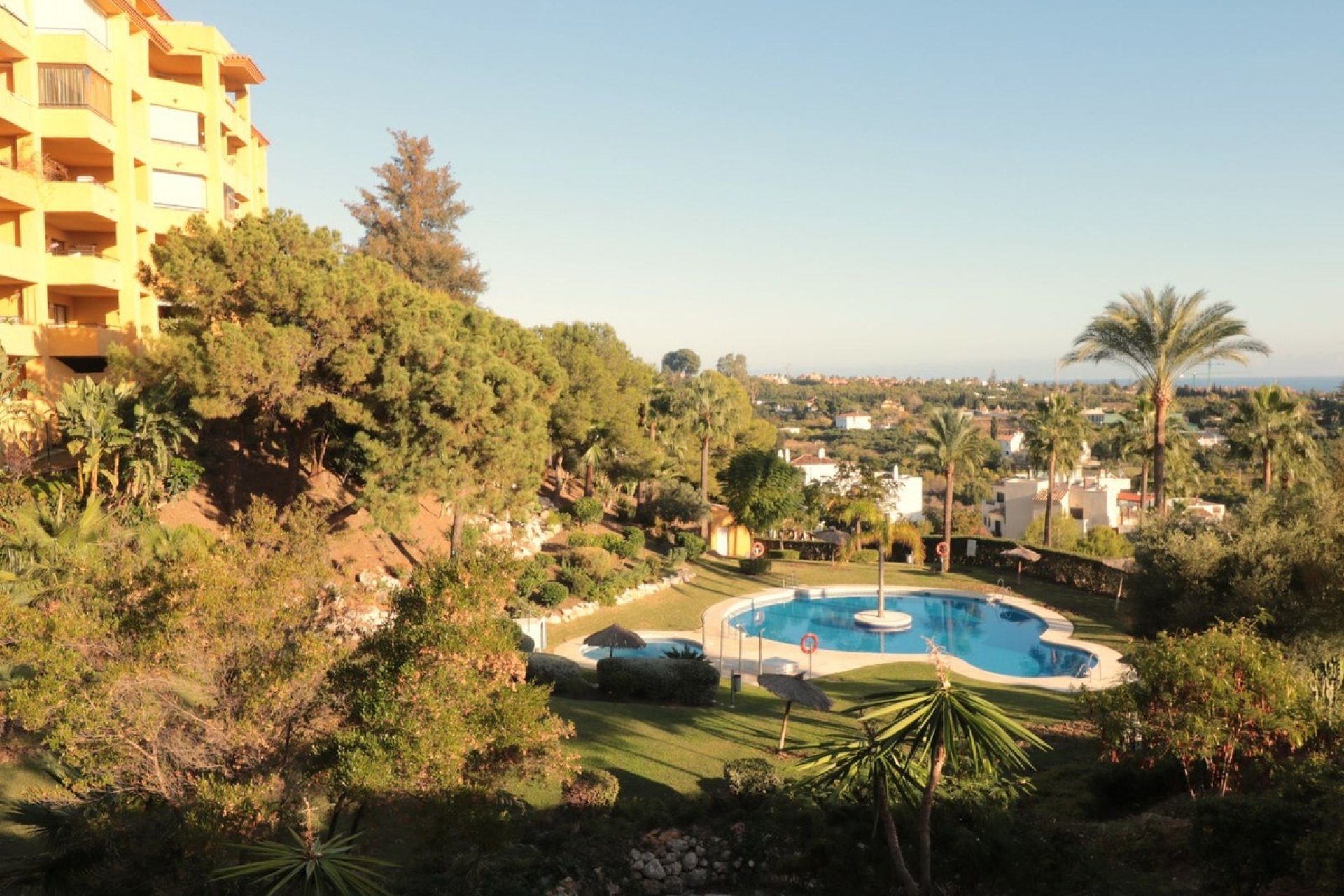 Rynek wtórny - apartment - Estepona - New Golden Mile