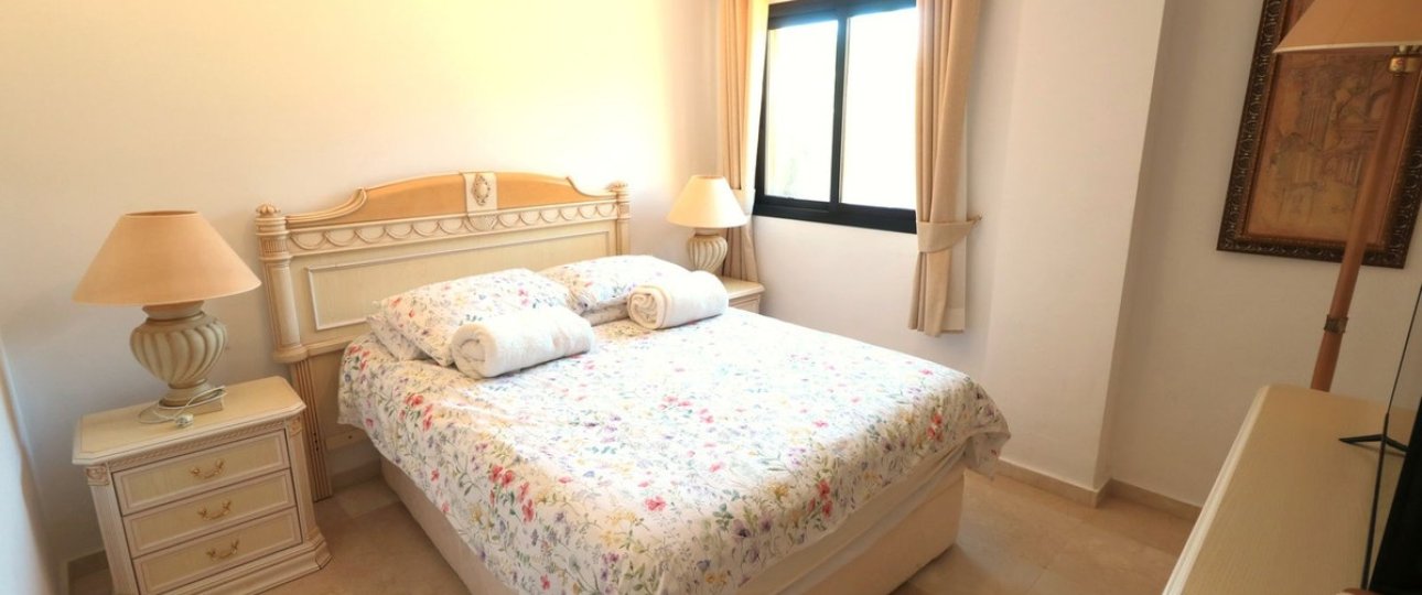 Rynek wtórny - apartment - Estepona - New Golden Mile