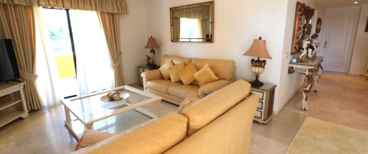 Rynek wtórny - apartment - Estepona - New Golden Mile