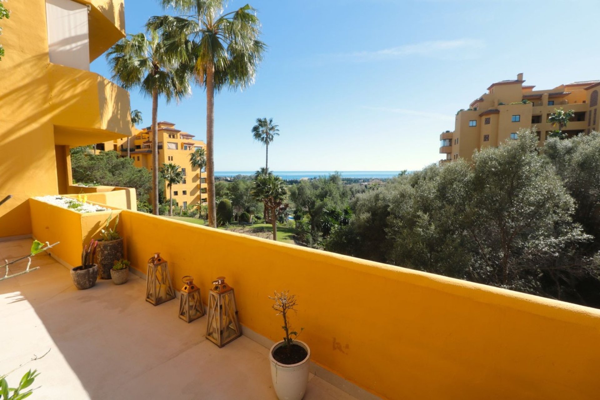 Rynek wtórny - apartment - Estepona - New Golden Mile